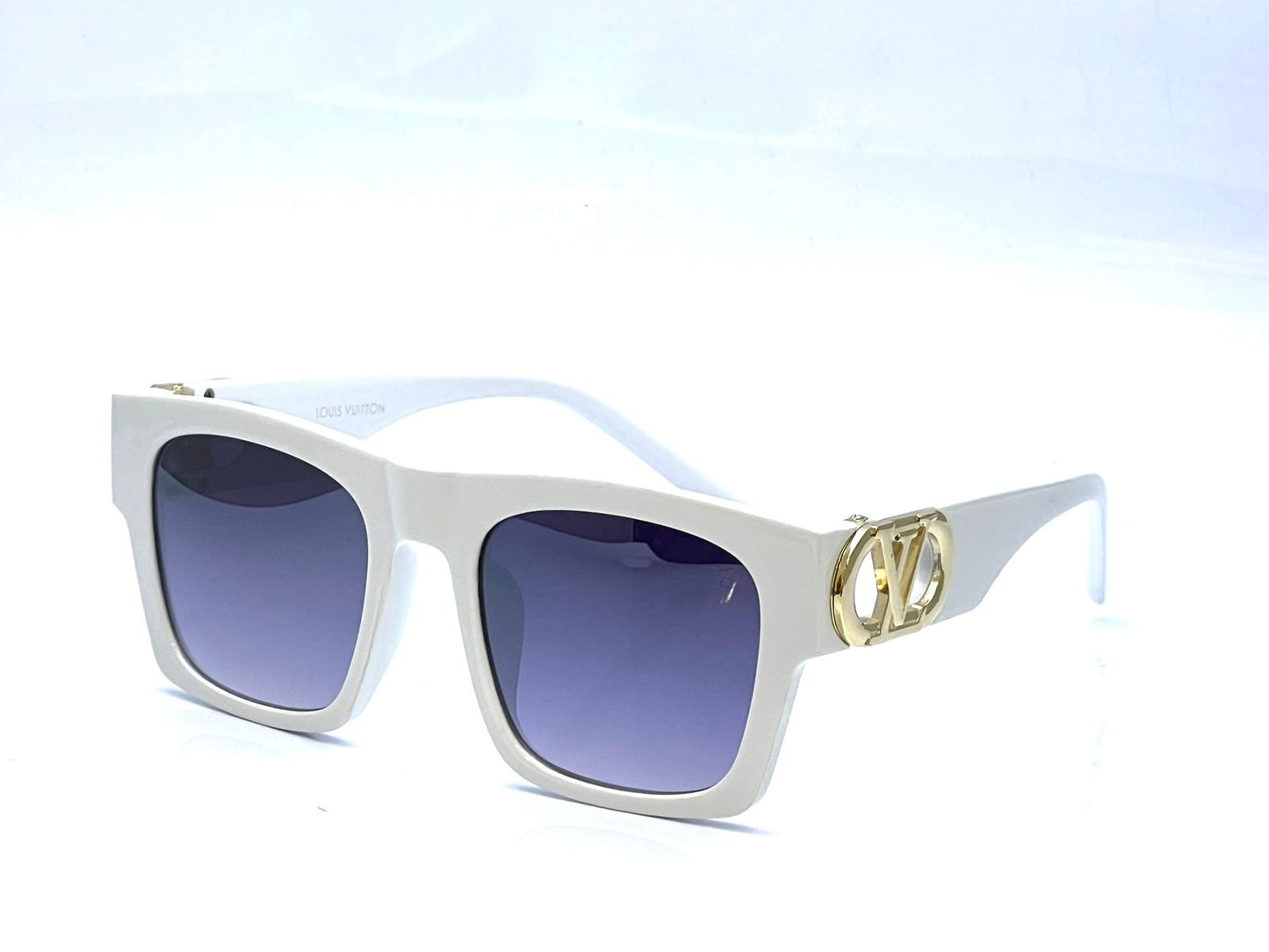 LOUISE VUITTON LADIES MODEL SUNGLASSES