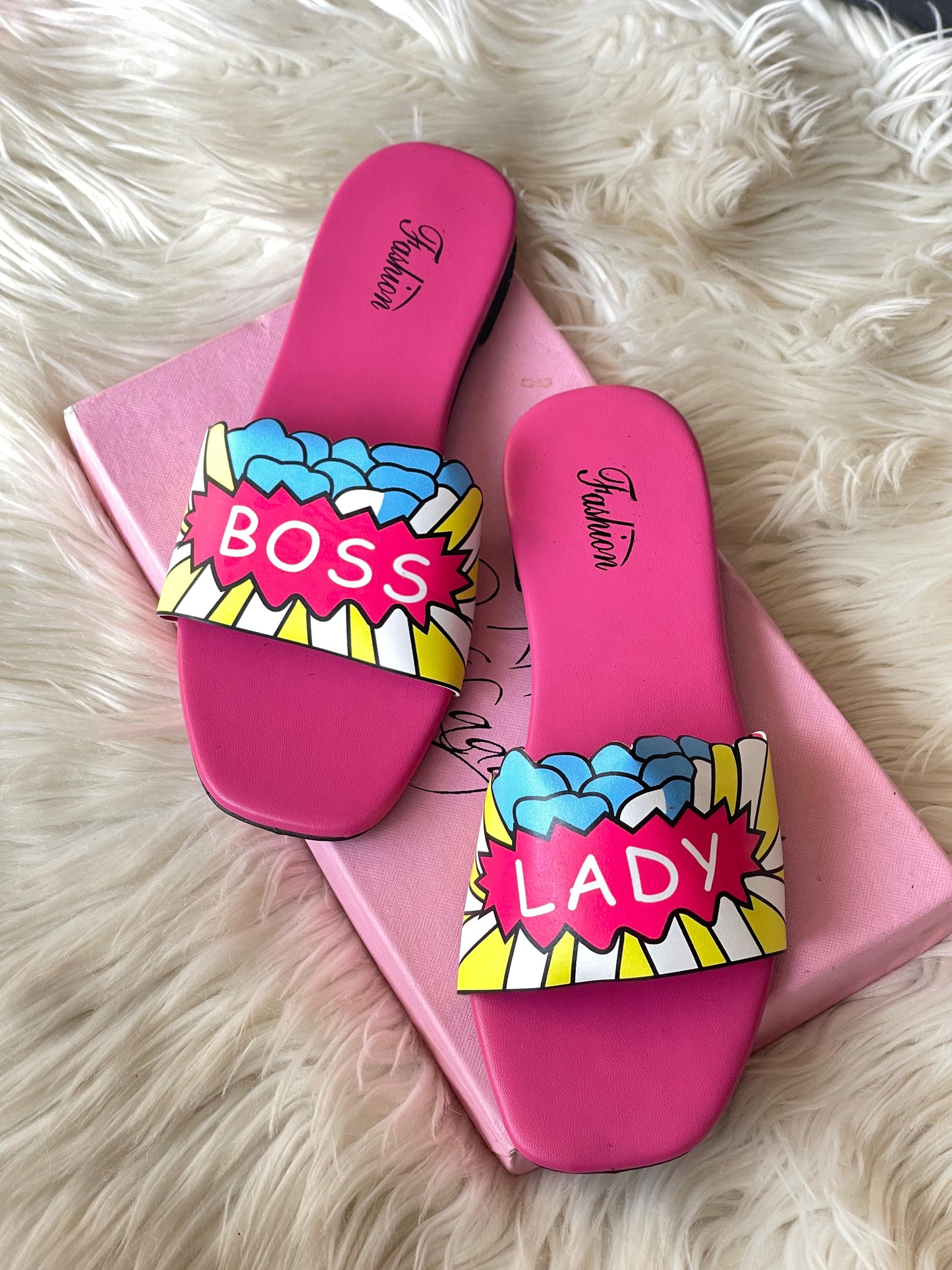 BOSS LADY FLATS