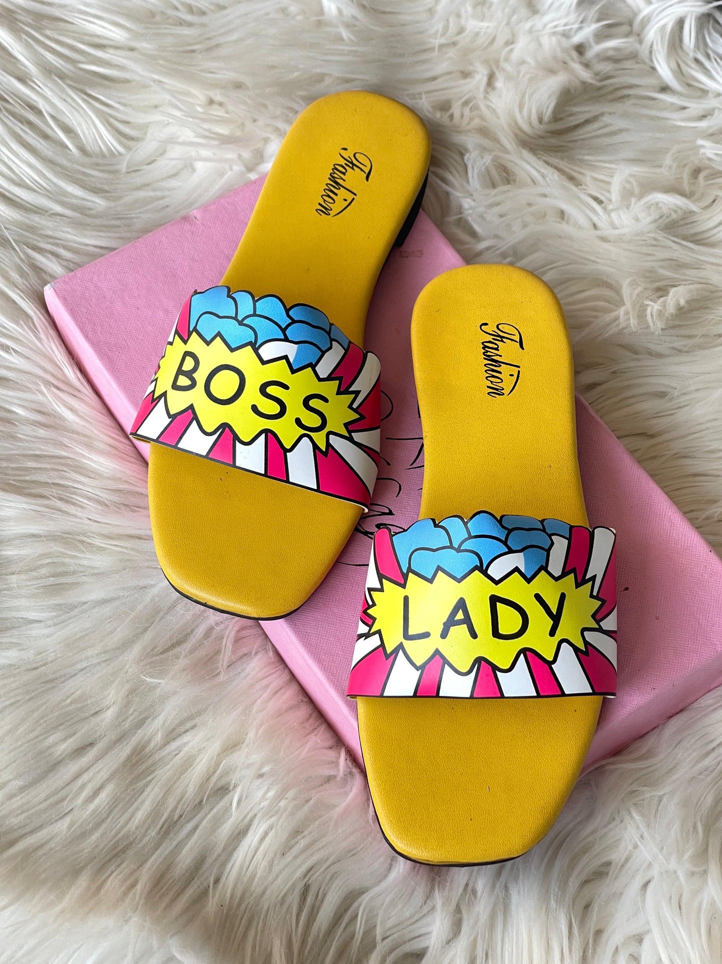 BOSS LADY FLATS