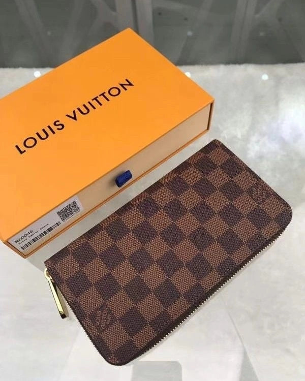 LOUISE VUITTON WALLET ZIPPER