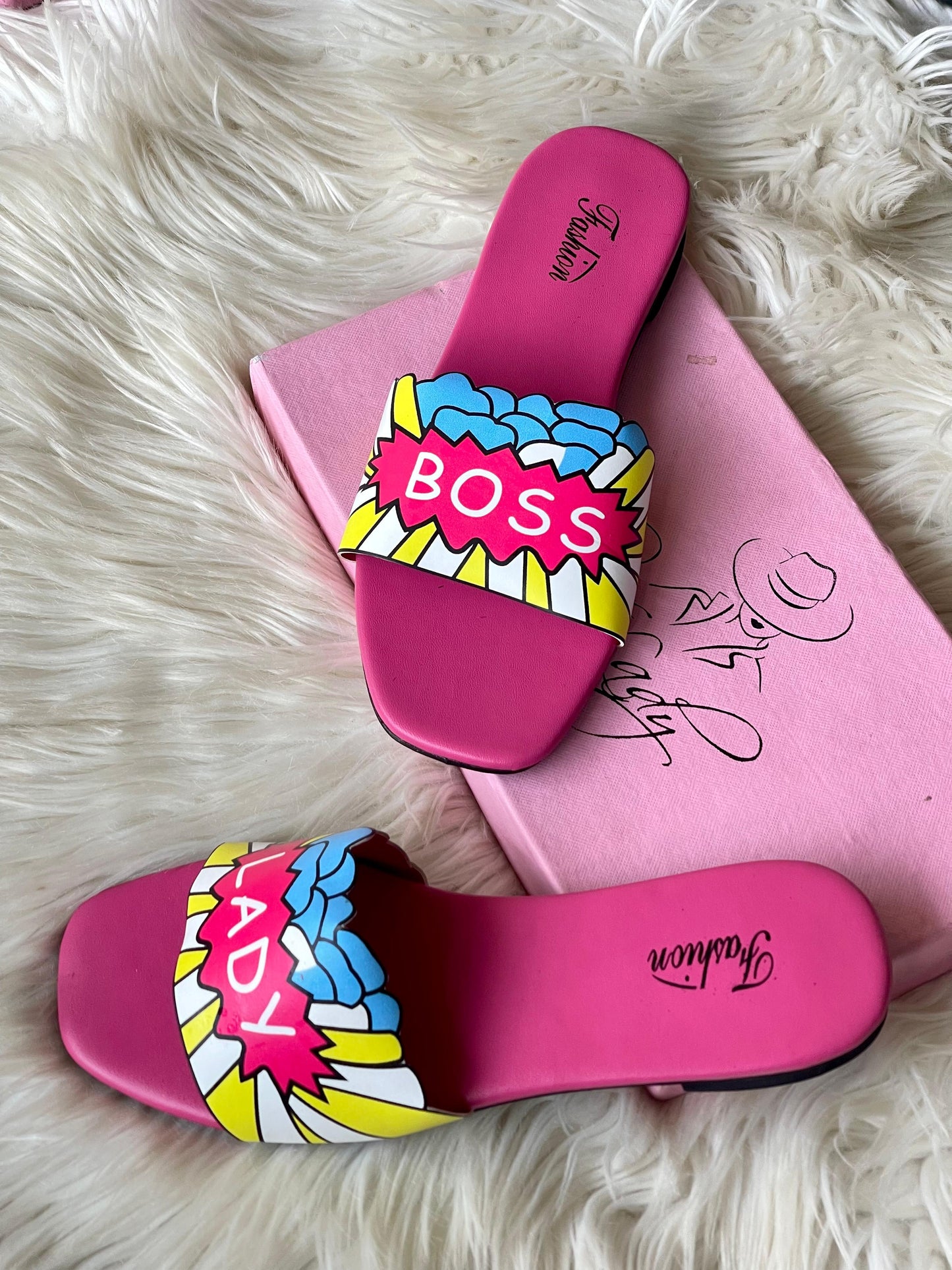 BOSS LADY FLATS