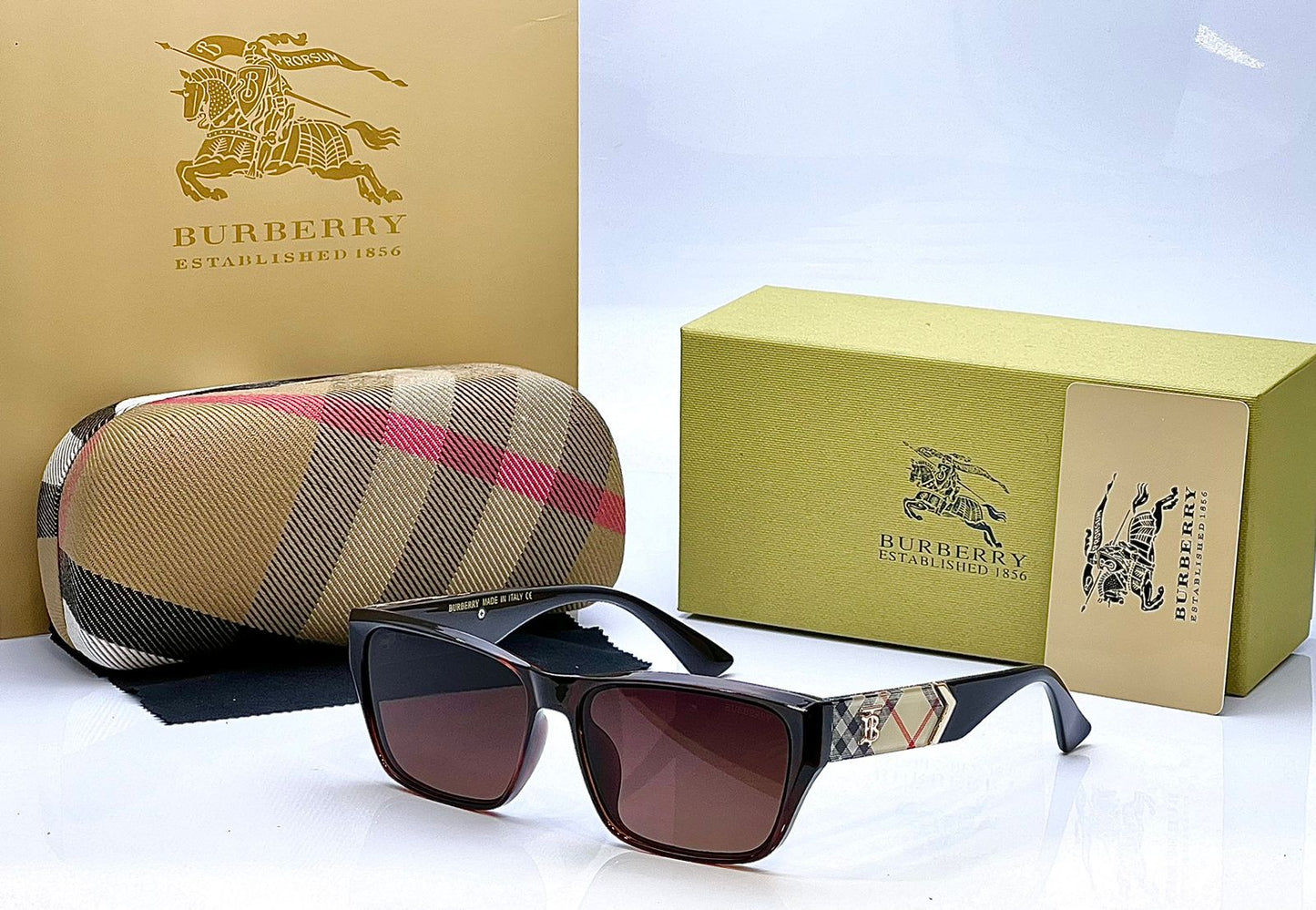 BURBERRY SUNGLASSES