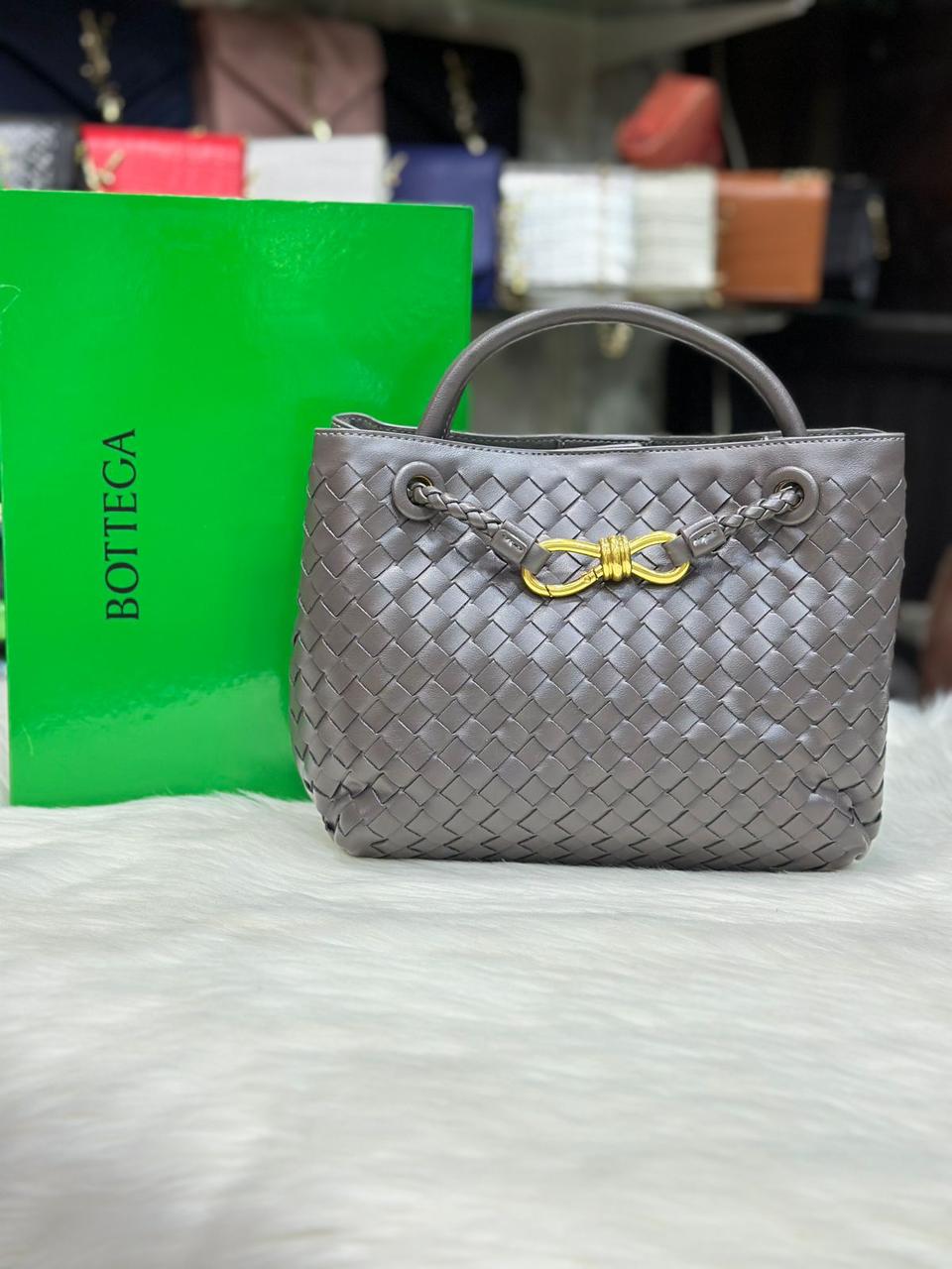 BOTTEGA VENETA ANDIAMO BAG