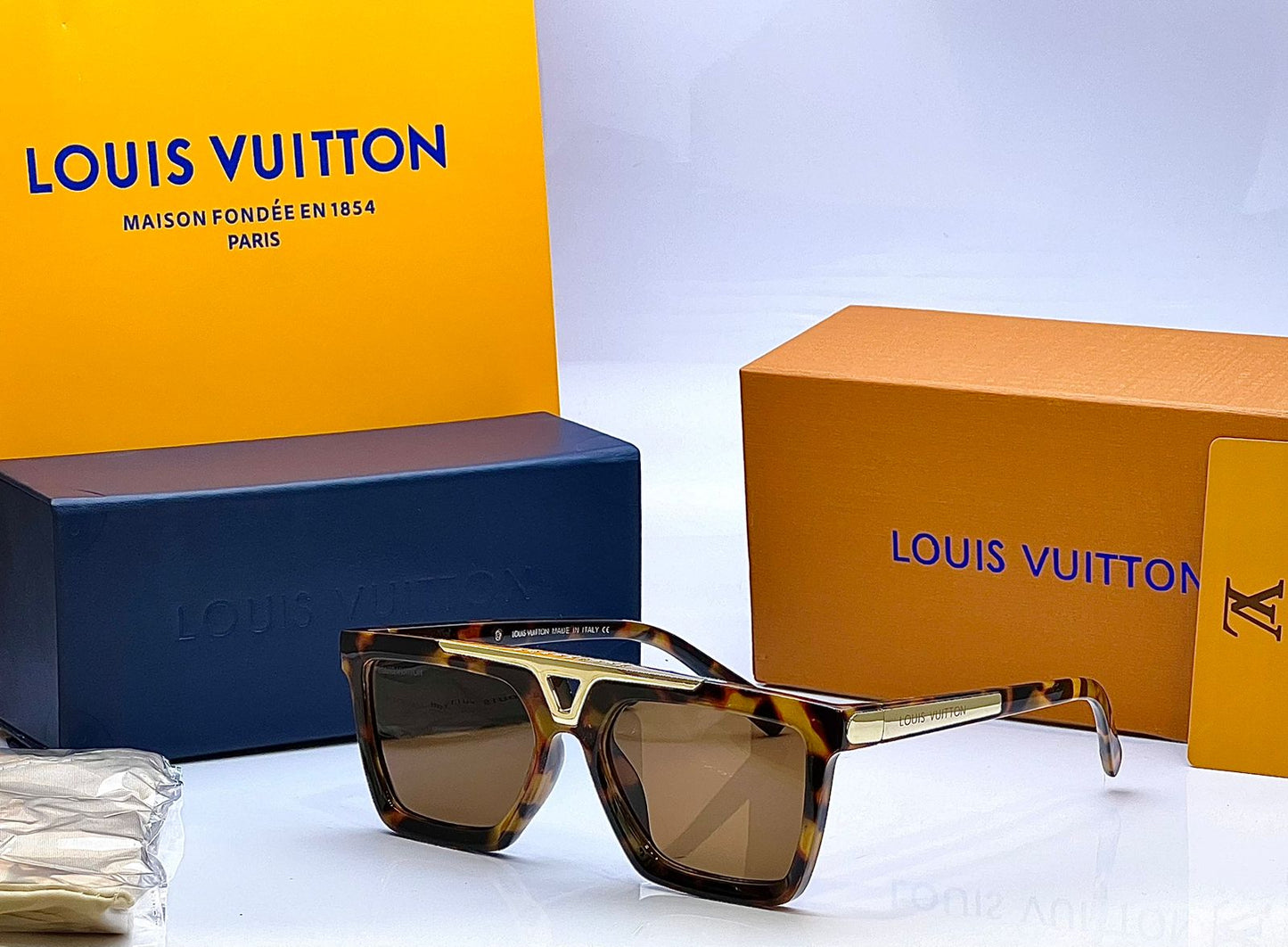 LOUISE VUITTON SUNGLASSES UNISEX MODEL