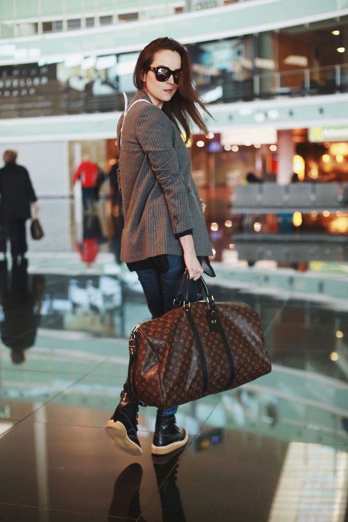 LOUISE VUITTON TRAVELING BAGS